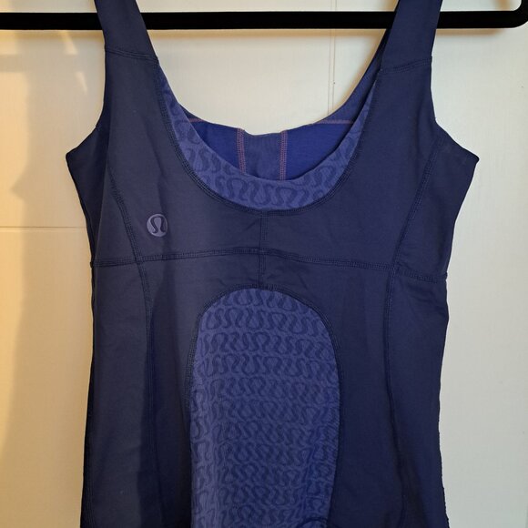 Lululemon tank - Picture 2 of 4